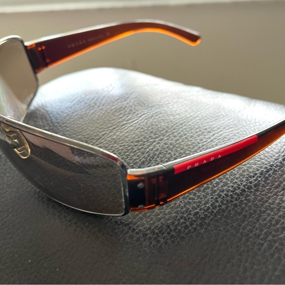 Prada sunglasses sps 52E 5AV-6S1 125 - Picture 7 of 7